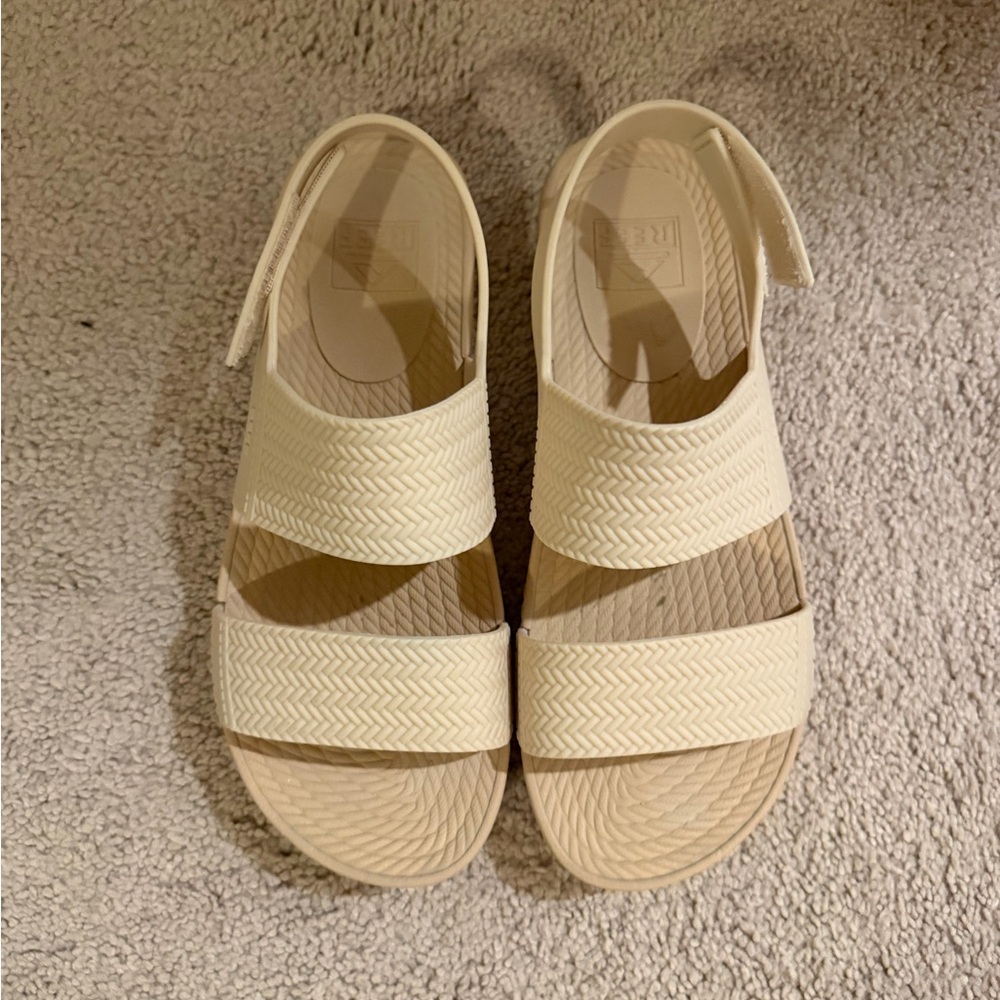 REEF Elegant Cream Women's Sandals